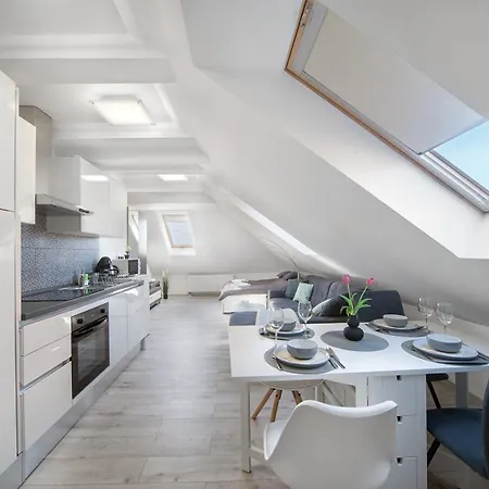 Lägenhet Agoston 1-2 - Lora,marci Pécs