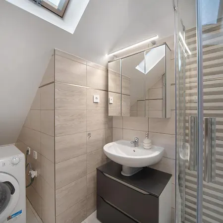 Agoston 1-2 - Lora,marci Lägenhet